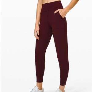 Garnet/maroon Lululemon align jogger